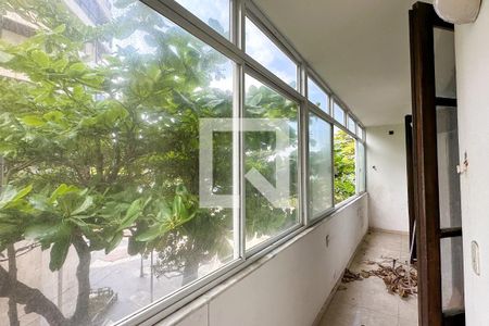 Sala de apartamento para alugar com 3 quartos, 127m² em Copacabana, Rio de Janeiro