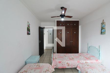 Quarto de apartamento para alugar com 3 quartos, 104m² em Vila Alzira, Guarujá