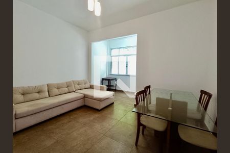 Sala  de apartamento para alugar com 3 quartos, 90m² em Copacabana, Rio de Janeiro