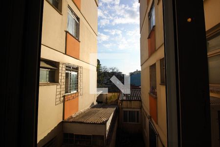 Vista da Sala/Quarto de kitnet/studio à venda com 1 quarto, 30m² em Vila Joao Pessoa, Porto Alegre