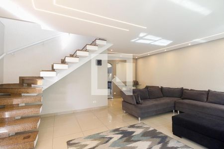 Sala de casa à venda com 4 quartos, 225m² em Vila Carrão, São Paulo