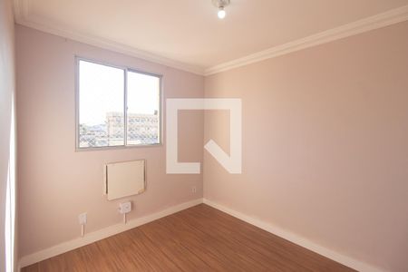 Quarto 2 de apartamento para alugar com 2 quartos, 45m² em Inhoaíba, Rio de Janeiro