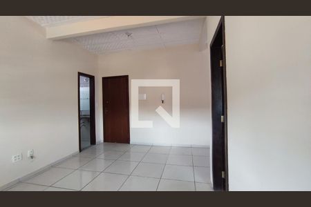 Sala de casa para alugar com 2 quartos, 55m² em Jardim Pérola, Contagem