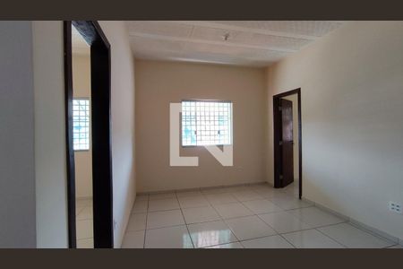 Sala de casa para alugar com 2 quartos, 55m² em Jardim Pérola, Contagem