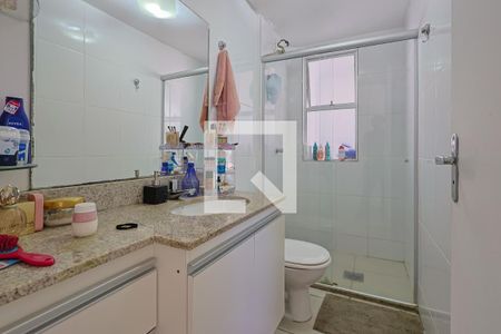 Banheiro  de apartamento à venda com 3 quartos, 70m² em Pompéia, Belo Horizonte