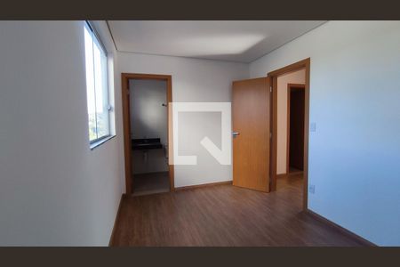 Quarto 1 suite  de casa de condomínio à venda com 4 quartos, 178m² em Alvorada, Contagem