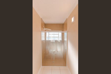 Banheiro de apartamento à venda com 1 quarto, 52m² em Centro, Campinas