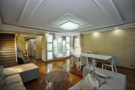 Sala de casa para alugar com 4 quartos, 500m² em Vila Sonia, São Paulo