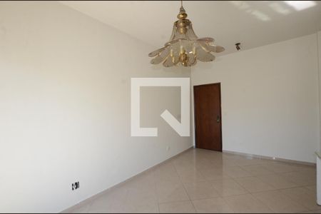 Sala de apartamento para alugar com 2 quartos, 116m² em Vila Valqueire, Rio de Janeiro