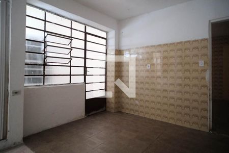 Kitnet de casa para alugar com 1 quarto, 28m² em Vila Robertina, São Paulo