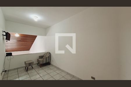 Apartamento para alugar com 218m², 4 quartos e 2 vagas Apartamento para alugar com 218m², 4 quartos e 2 vagasSala- segundo andar
