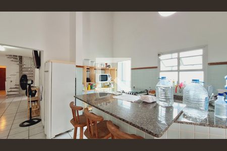 Apartamento para alugar com 218m², 4 quartos e 2 vagas Apartamento para alugar com 218m², 4 quartos e 2 vagasCozinha