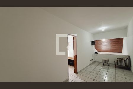 Apartamento para alugar com 218m², 4 quartos e 2 vagas Apartamento para alugar com 218m², 4 quartos e 2 vagasSala- segundo andar