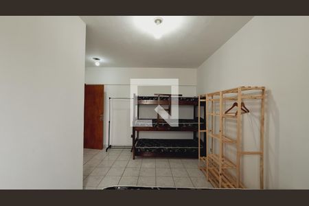 Apartamento para alugar com 218m², 4 quartos e 2 vagas Apartamento para alugar com 218m², 4 quartos e 2 vagasSuite 3