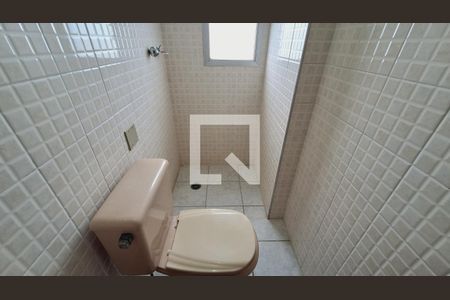 Apartamento para alugar com 218m², 4 quartos e 2 vagas Apartamento para alugar com 218m², 4 quartos e 2 vagasBanheiro 3