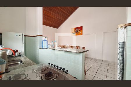 Apartamento para alugar com 218m², 4 quartos e 2 vagas Apartamento para alugar com 218m², 4 quartos e 2 vagasCozinha