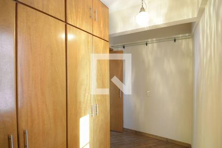 Quarto 1 de apartamento à venda com 3 quartos, 71m² em Vila Firmiano Pinto, São Paulo