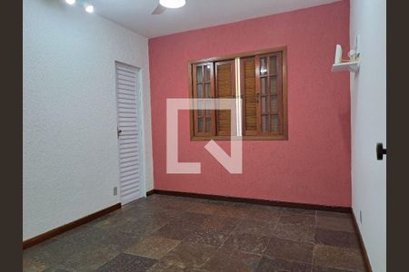 Casa à venda com 3 quartos, 155m² em Maravista, Niterói