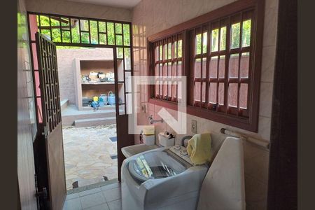 Casa à venda com 3 quartos, 155m² em Maravista, Niterói