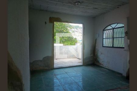 Casa à venda com 3 quartos, 130m² em Santa Rosa, Niterói