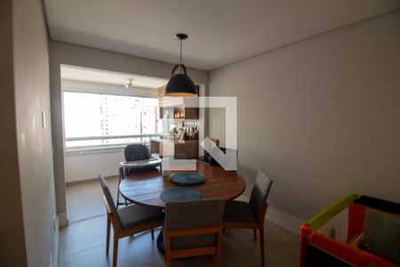 Sala de Jantar de apartamento à venda com 2 quartos, 76m² em Jardim Prainha, São Paulo