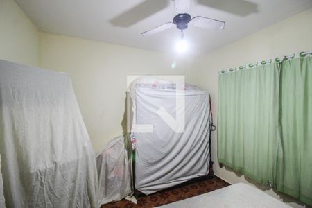 Quarto  de casa para alugar com 2 quartos, 130m² em Centro, Nilópolis