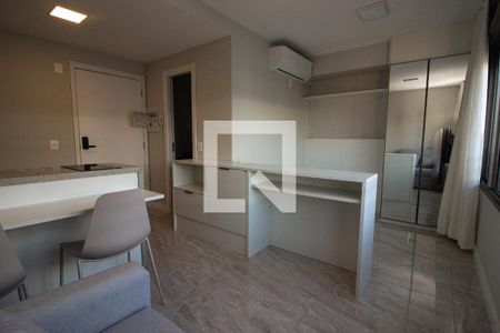 Sala/Quarto de kitnet/studio para alugar com 1 quarto, 35m² em Farroupilha, Porto Alegre