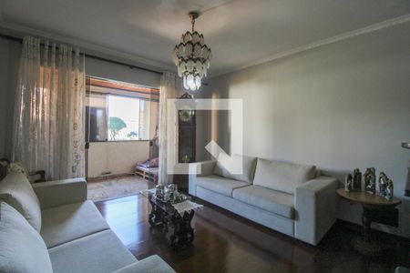 Sala de apartamento à venda com 4 quartos, 200m² em Vila Itapura, Campinas