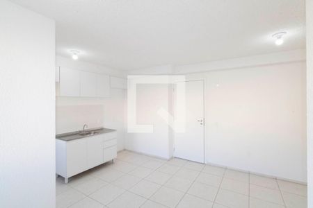 Sala de apartamento para alugar com 2 quartos, 42m² em Campo Grande, Rio de Janeiro