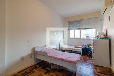 Quarto 1 de apartamento para alugar com 2 quartos, 61m² em Azenha, Porto Alegre