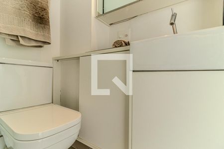 Banheiro de kitnet/studio à venda com 1 quarto, 10m² em Vila Buarque, São Paulo