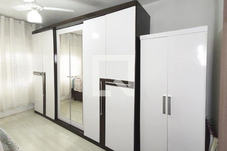 Quarto  de apartamento à venda com 1 quarto, 60m² em Vila Nova, Novo Hamburgo