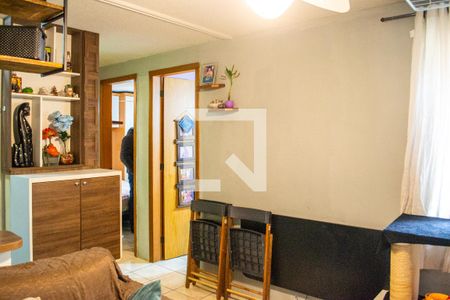 Sala de apartamento à venda com 2 quartos, 43m² em Vila Nova, Porto Alegre