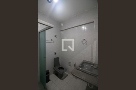 Banheiro da Suíte de apartamento à venda com 2 quartos, 64m² em Guarujá, Betim