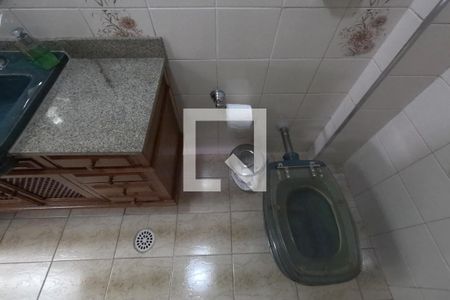 Lavabo de apartamento para alugar com 4 quartos, 149m² em Gonzaga, Santos