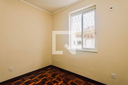 Quarto 2 de casa à venda com 2 quartos, 150m² em Passo da Areia, Porto Alegre