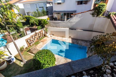 Casa de condomínio à venda com 435m², 4 quartos e 2 vagas Casa de condomínio à venda com 435m², 4 quartos e 2 vagasVista do Quarto 3