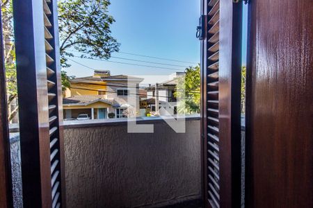 Casa de condomínio à venda com 435m², 4 quartos e 2 vagas Casa de condomínio à venda com 435m², 4 quartos e 2 vagasVaranda