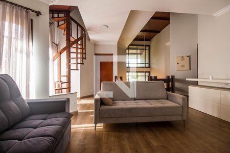 Casa de condomínio à venda com 435m², 4 quartos e 2 vagas Casa de condomínio à venda com 435m², 4 quartos e 2 vagassala 3