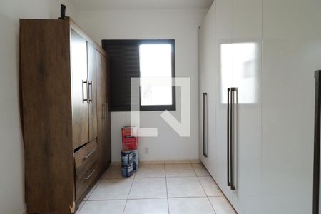 Quarto 2 de apartamento para alugar com 2 quartos, 45m² em Jardim Interlagos, Ribeirão Preto