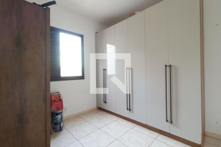 Quarto 2 de apartamento para alugar com 2 quartos, 45m² em Jardim Interlagos, Ribeirão Preto