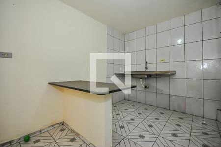 Sala/Cozinha de casa para alugar com 1 quarto, 26m² em Jardim Ana Maria, São Paulo