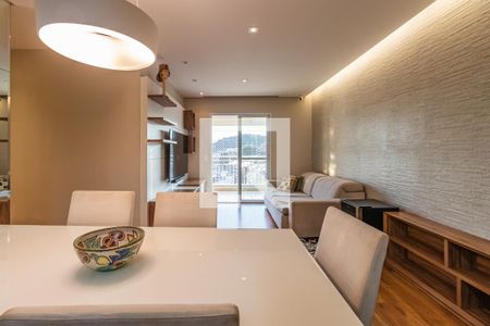 Sala de apartamento à venda com 4 quartos, 105m² em Jardim Tupanci, Barueri