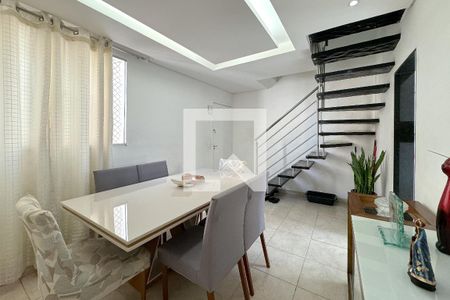 Sala de apartamento à venda com 3 quartos, 100m² em Camargos, Belo Horizonte