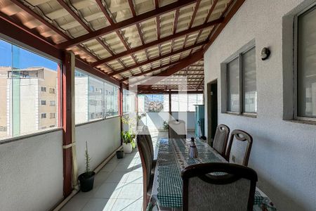 Cobertura de apartamento à venda com 3 quartos, 100m² em Camargos, Belo Horizonte