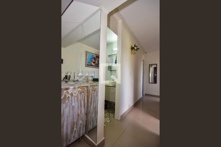 Corredor de apartamento para alugar com 3 quartos, 70m² em Jardim Parque Morumbi, São Paulo