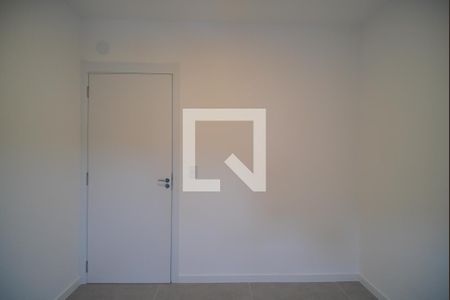 Quarto 2 de apartamento para alugar com 2 quartos, 58m² em Pátria Nova, Novo Hamburgo