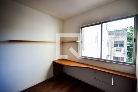 Quarto  de apartamento para alugar com 2 quartos, 61m² em Grajaú, Rio de Janeiro