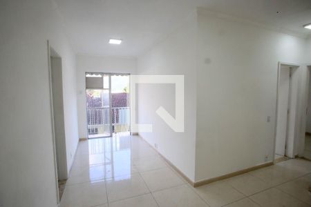 Sala de apartamento para alugar com 2 quartos, 50m² em Taquara, Rio de Janeiro