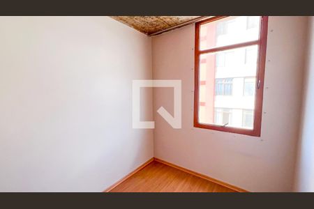 Quarto de apartamento à venda com 1 quarto, 40m² em Colégio Batista, Belo Horizonte